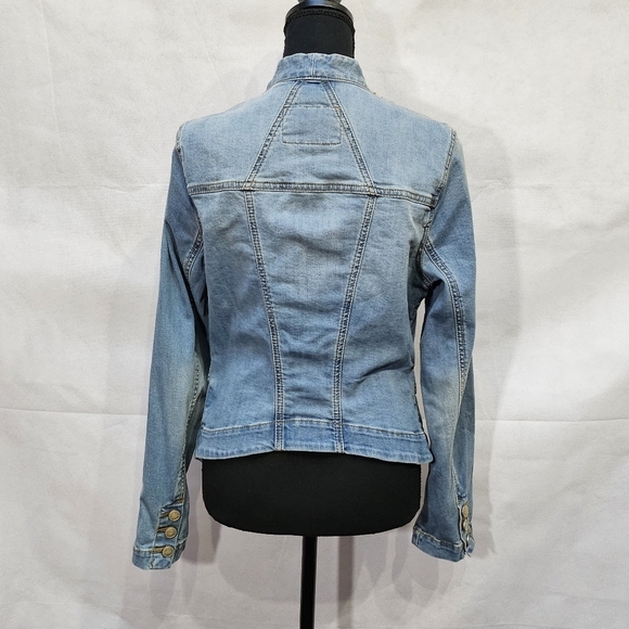 CAbi Manhattan Beach Layered Look Denim Jacket 98% Cotton 2% Spandex Size M - Picture 4 of 8